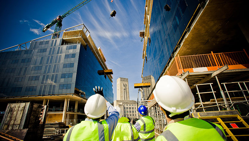 Ouvrier sur un chantier